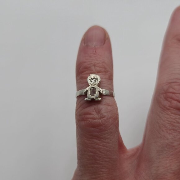 Size 3.75 Sterling Silver Odd Small Child Glass Gem Ring A3794 - Picture 3 of 7